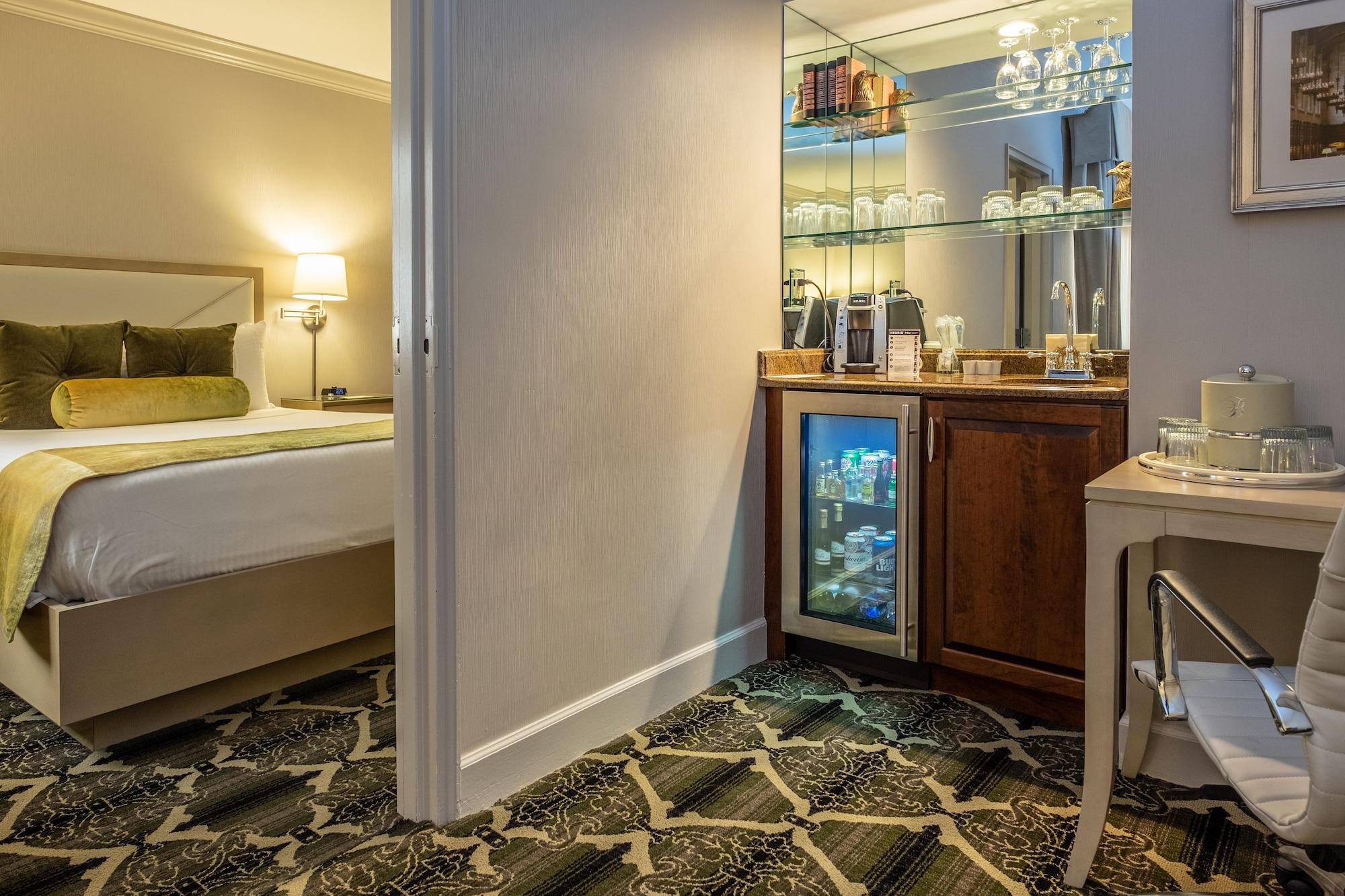 Bell Tower Hotel Ann Arbor Ngoại thất bức ảnh