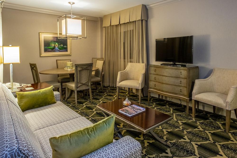 Bell Tower Hotel Ann Arbor Ngoại thất bức ảnh