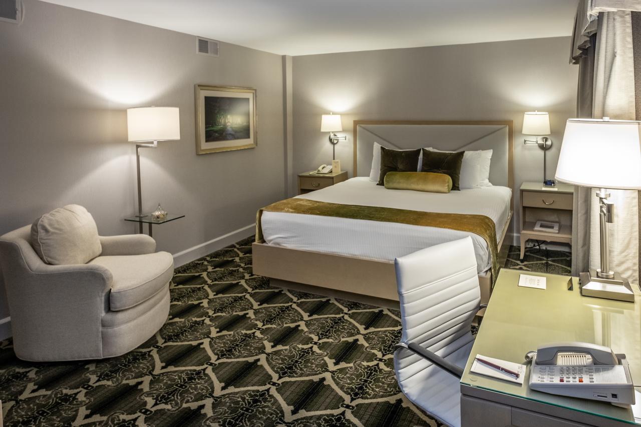 Bell Tower Hotel Ann Arbor Ngoại thất bức ảnh
