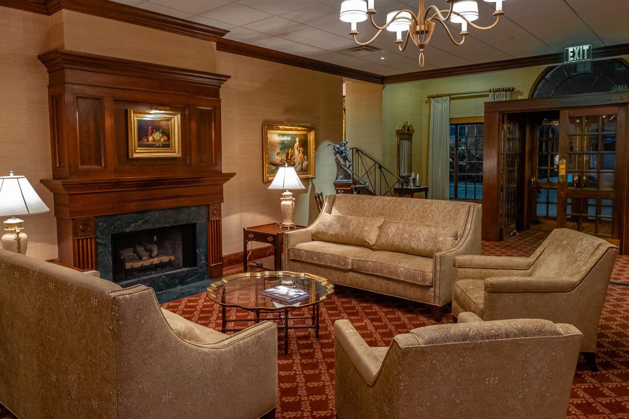Bell Tower Hotel Ann Arbor Ngoại thất bức ảnh